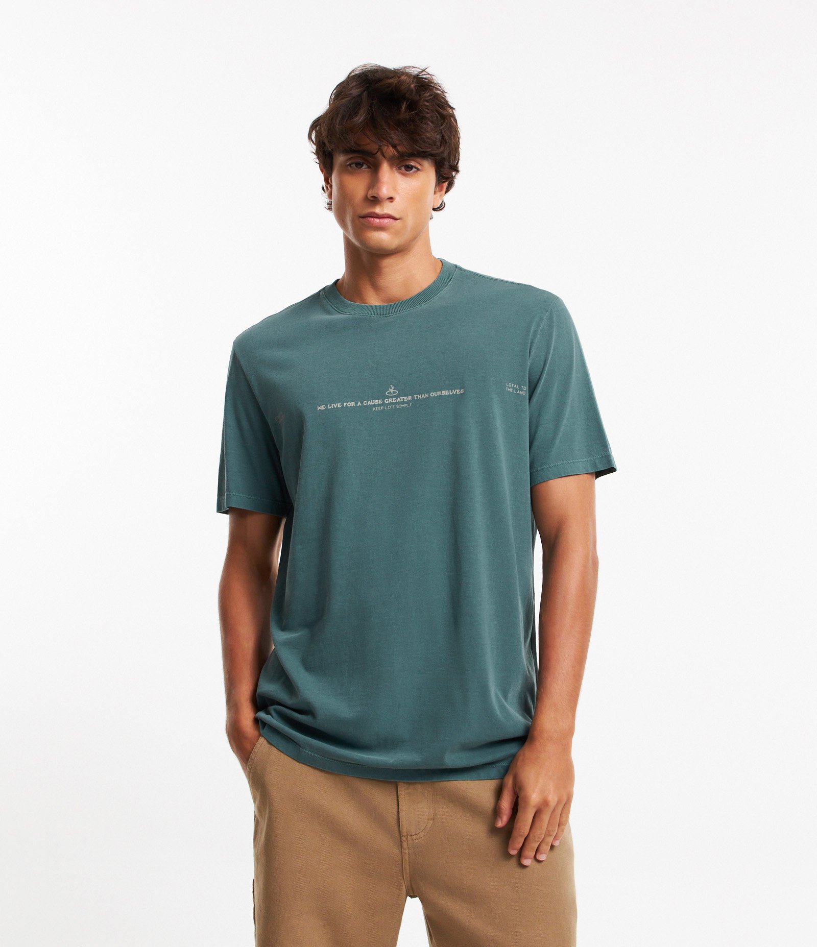 Camiseta Comfort em Algodão Estonado com Lettering Contrastante Verde 1