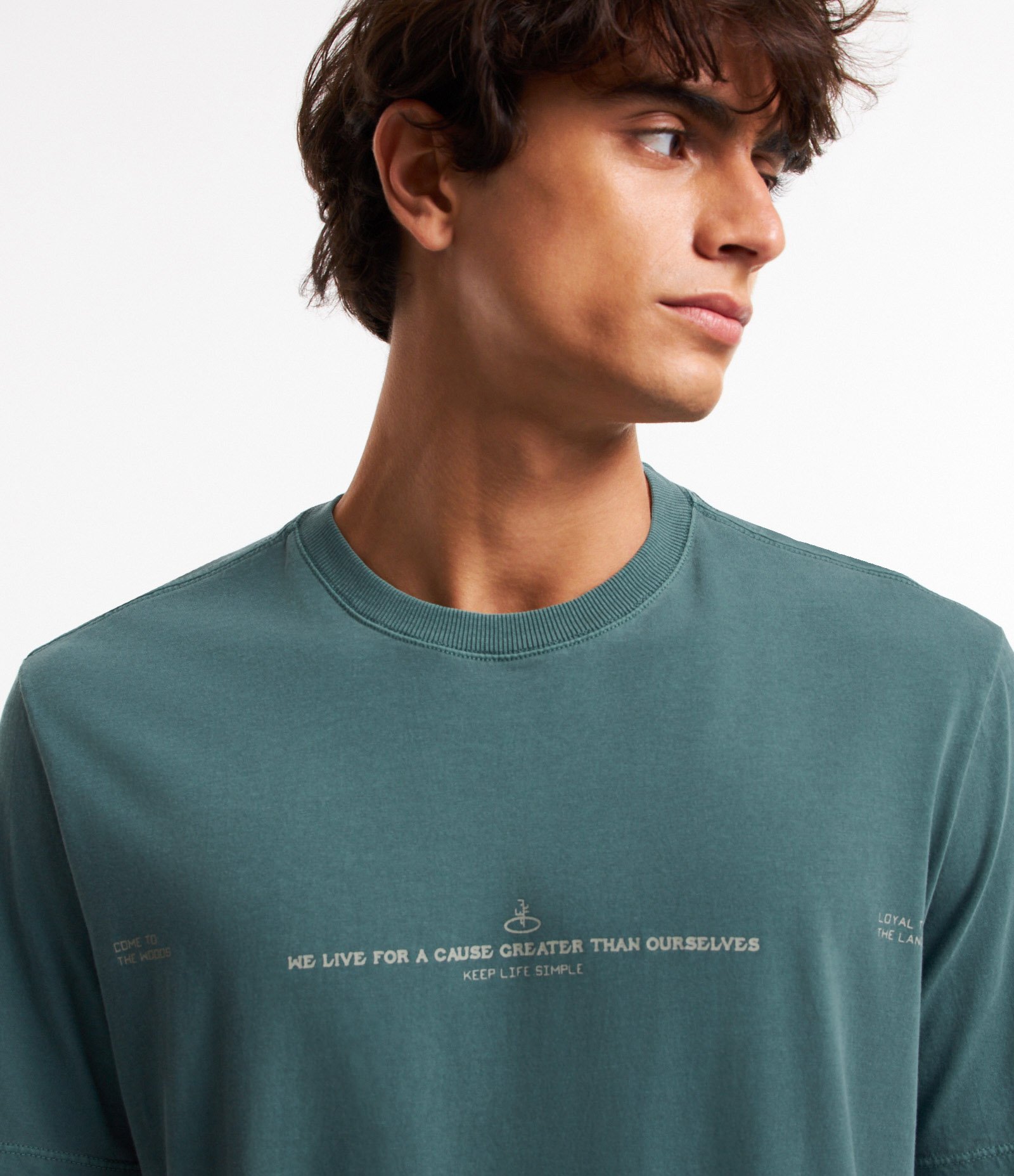 Camiseta Comfort em Algodão Estonado com Lettering Contrastante Verde 3