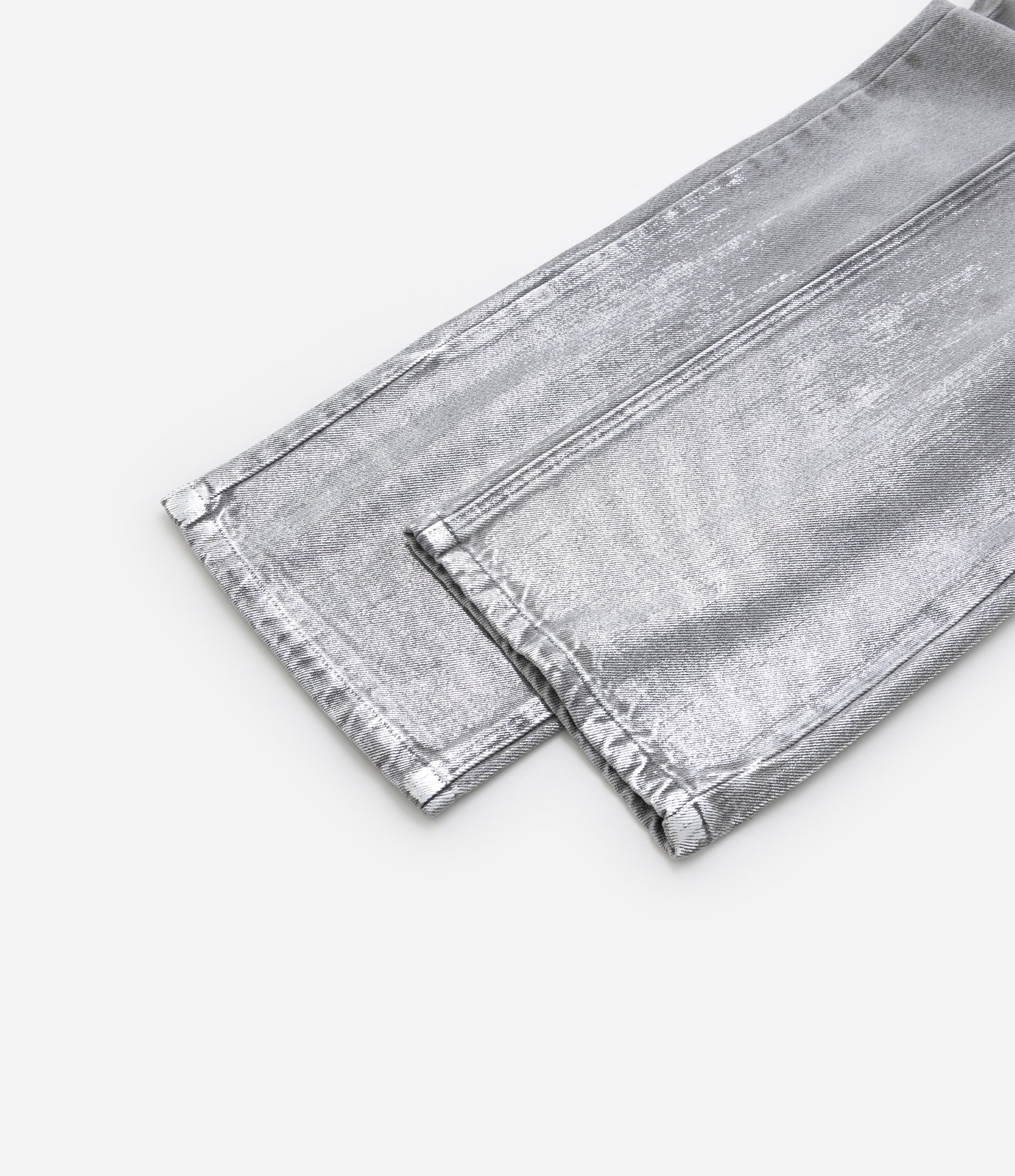 Calça Reta Infantil em Jeans com Foil na Barra - Tam 5 a 14 Anos Cinza 5