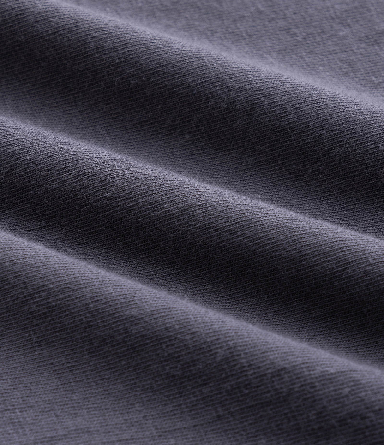 Camiseta Comfort Básica em Malhão com Etiqueta na Manga Cinza Escuro 6