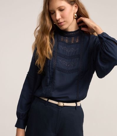 Blusa Bata em Viscose com Detalhes Frontais Menor preço em Blusa Bata em Viscose com Detalhes Frontais