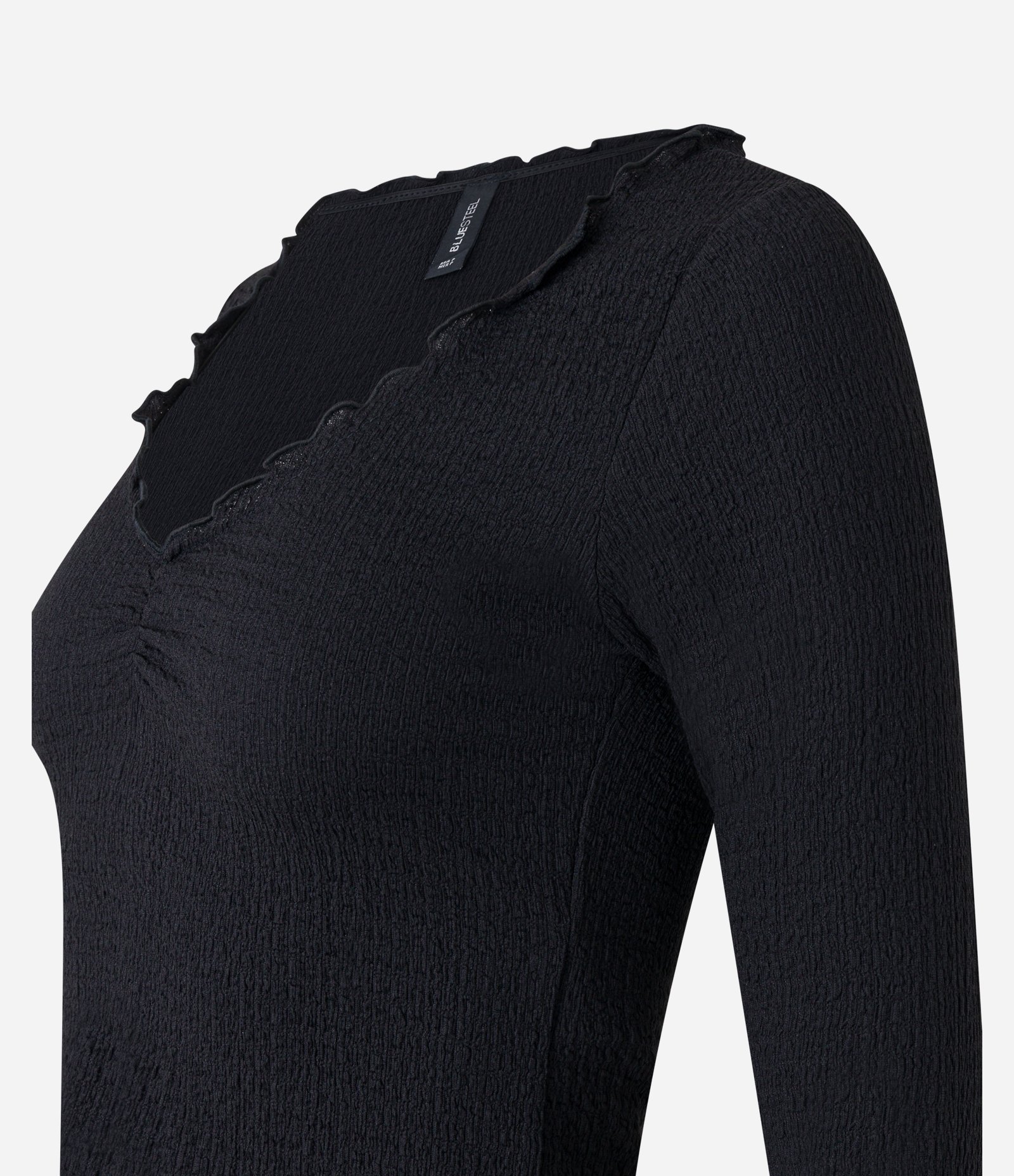 Blusa em Algodão Texturizada e Frufru na Barra Preto 6