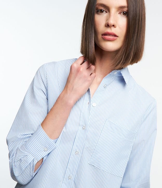 Camisa Básica em Tricoline com Estampa Listrada em Fio Tinto Azul/ Branco 3