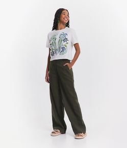 Calça Wide Leg em Linho com Bolsos