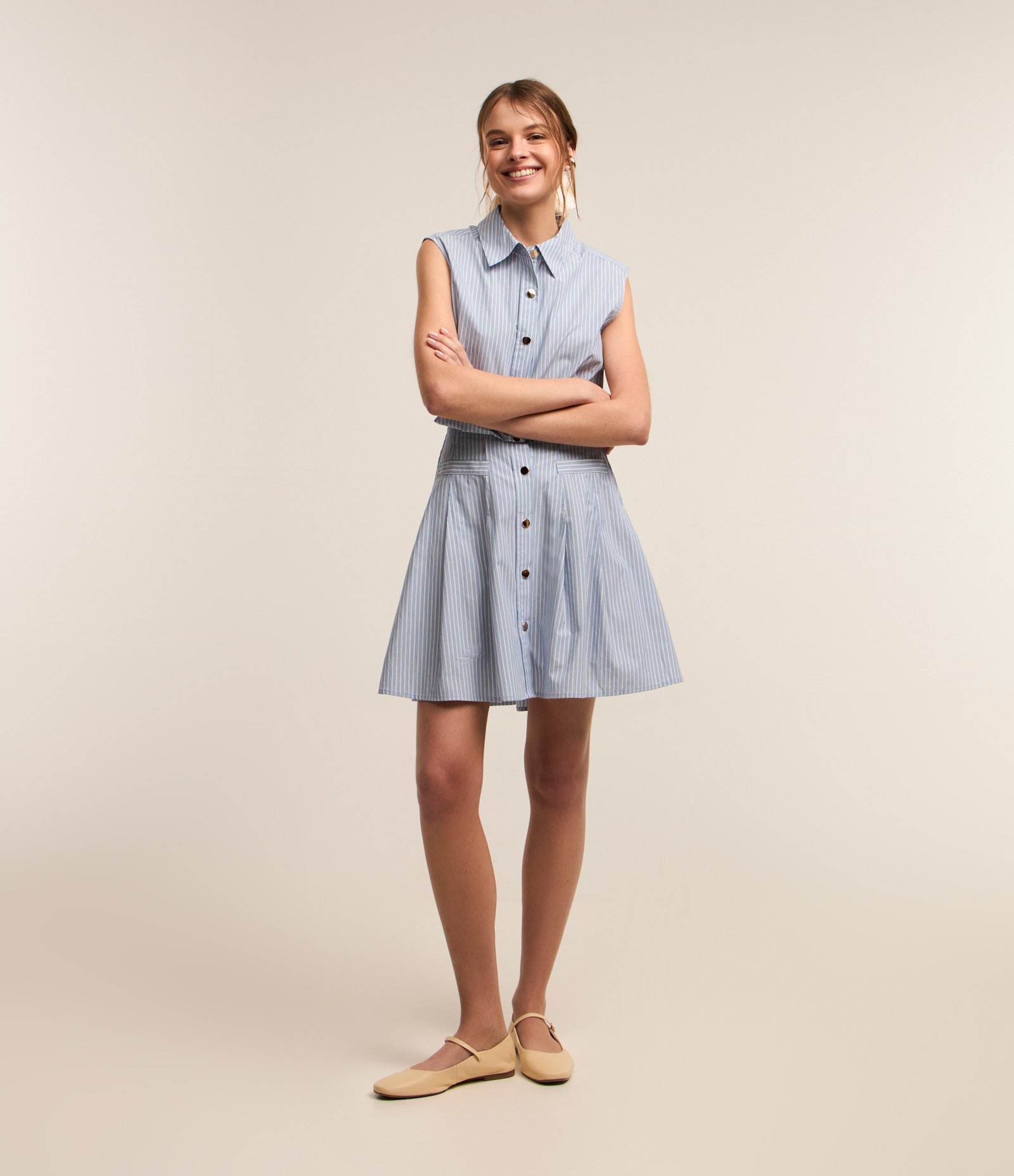 Vestido em Tricoline com Abotoamento e Estampa Listras em Fio Tinto Azul/ Branco 2