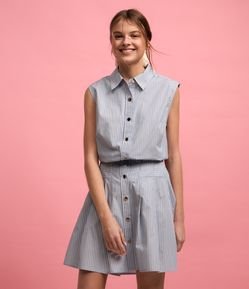 Vestido em Tricoline com Abotoamento e Estampa Listras em Fio Tinto