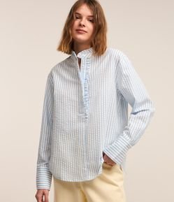 Blusa em Ana Ruga com Detalhe Frufru Frontal e Golinha