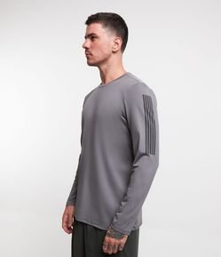 Camiseta Esportiva Manga Longa em Tecnologia Dry