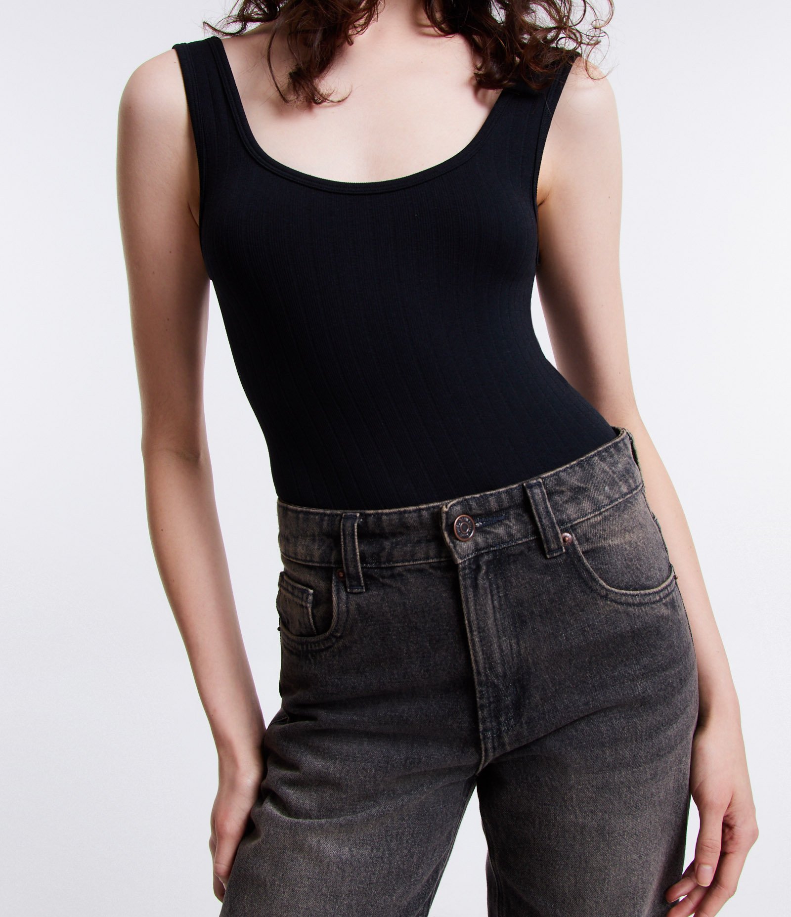 Body em Ribana Seamless com Alça Larga 6