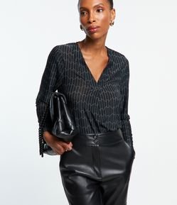 Blusa Manga Longa em Microfibra Estampa Abstrata