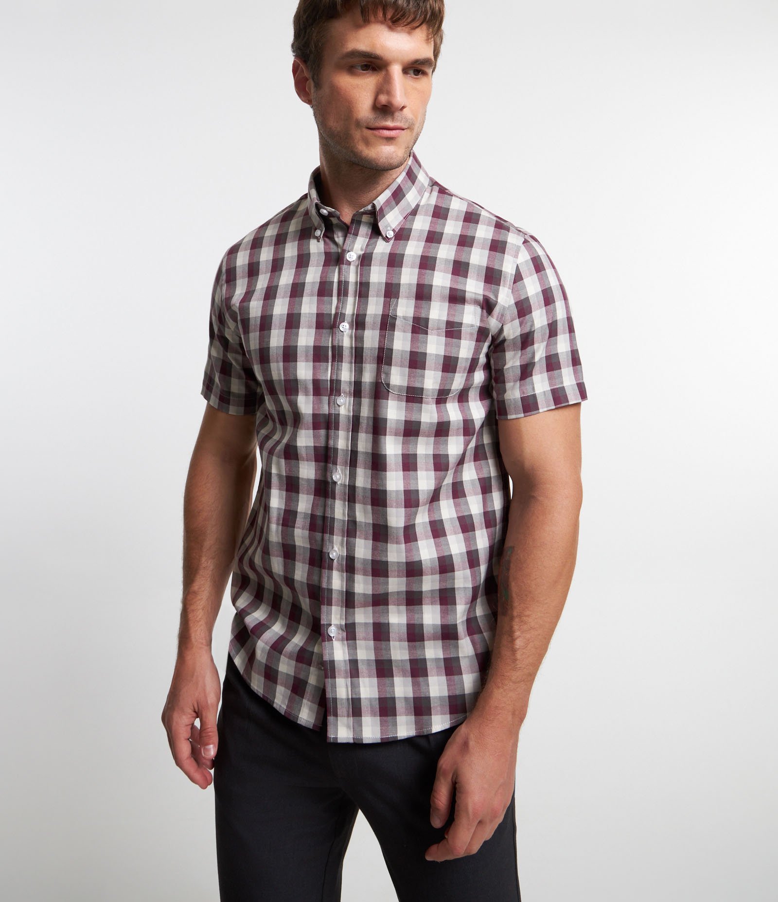 Camisa em Tricoline Mercerizado com Estampa Xadrez Vermelho/ Cinza 3