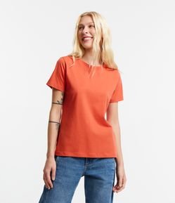 Camiseta Básica em Algodão com Manga Curta