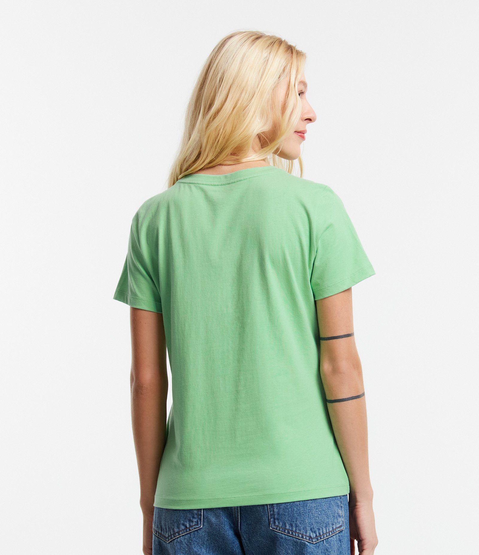 Camiseta Básica em Algodão com Manga Curta 3