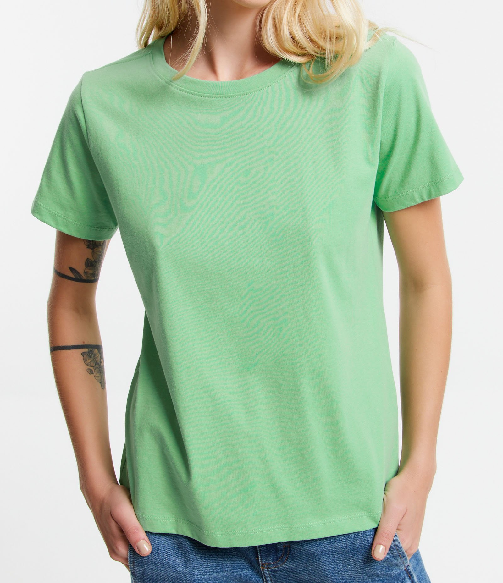 Camiseta Básica em Algodão com Manga Curta 5