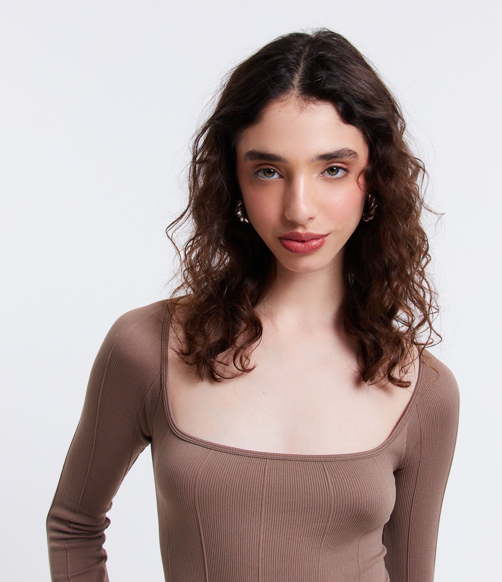 Body Seamless com Recorte e Manga Longa Marrom 5