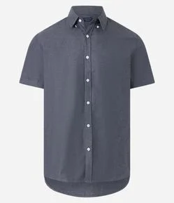 Camisa Comfort em Oxford com Gola Colarinho e Manga Curta