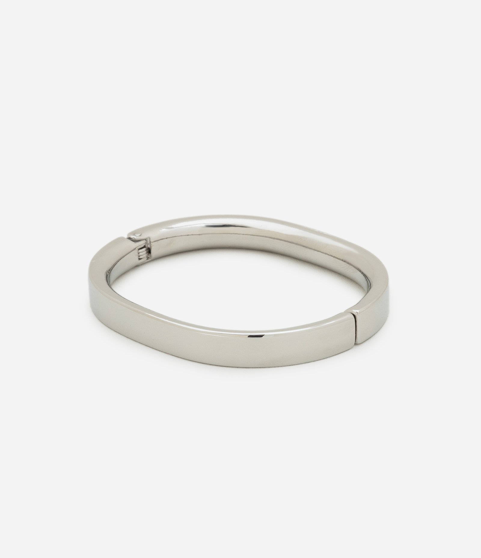 Bracelete Rígido Oval em Metal com Mola Prata 2
