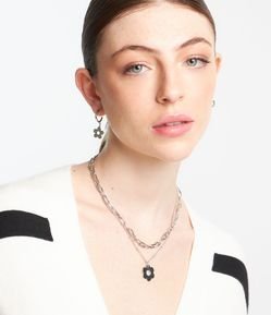 Conjunto de Colar em Camadas e Brinco