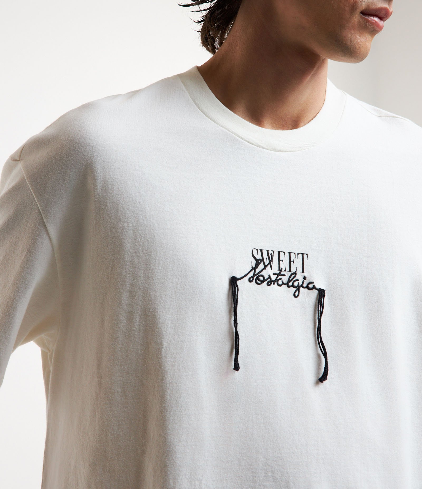 Camiseta Manga Curta com Bordado em Lettering Branco 5