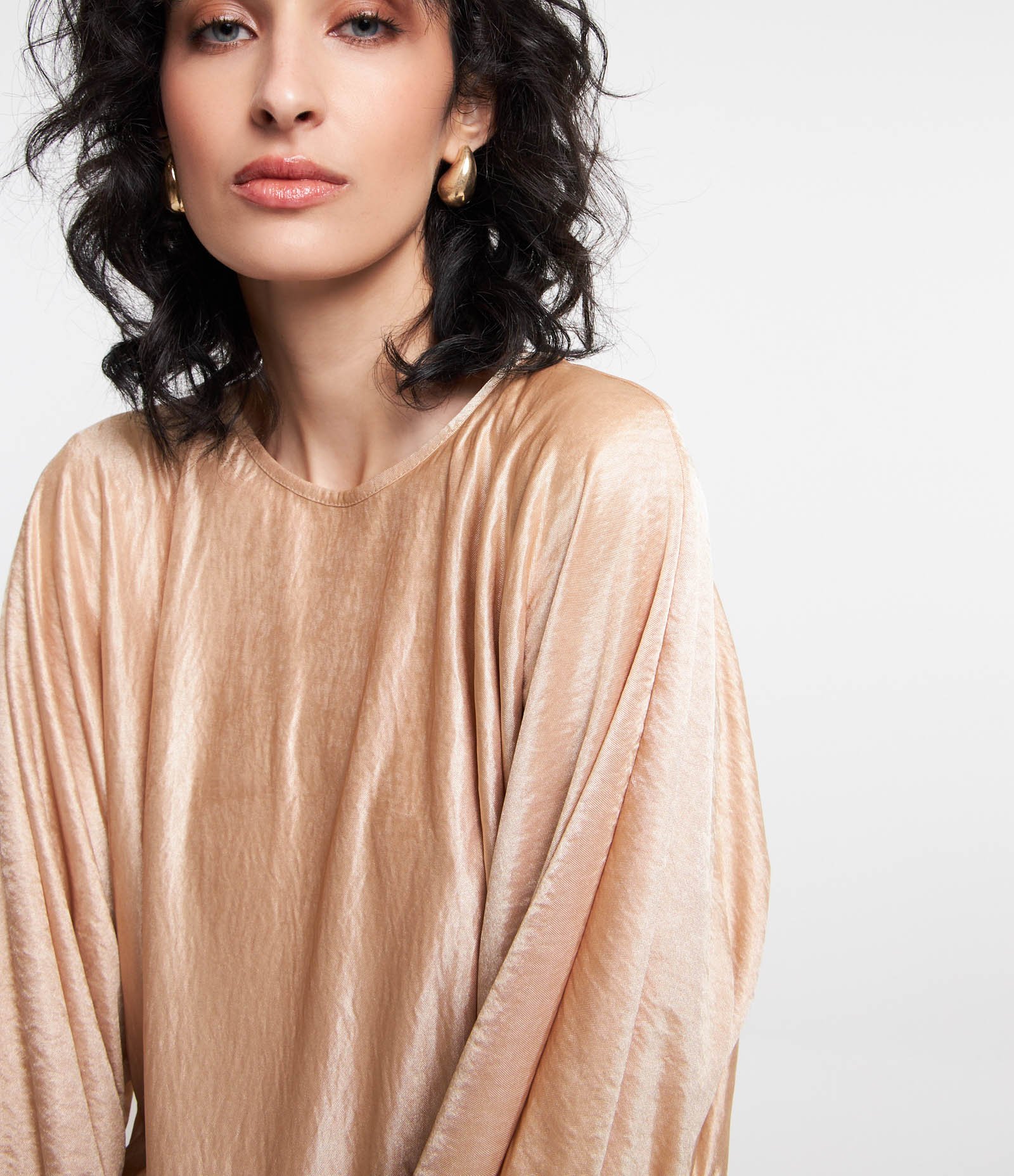 Blusa em Tecido Acetinado com Laços nas Laterais Rosé 4