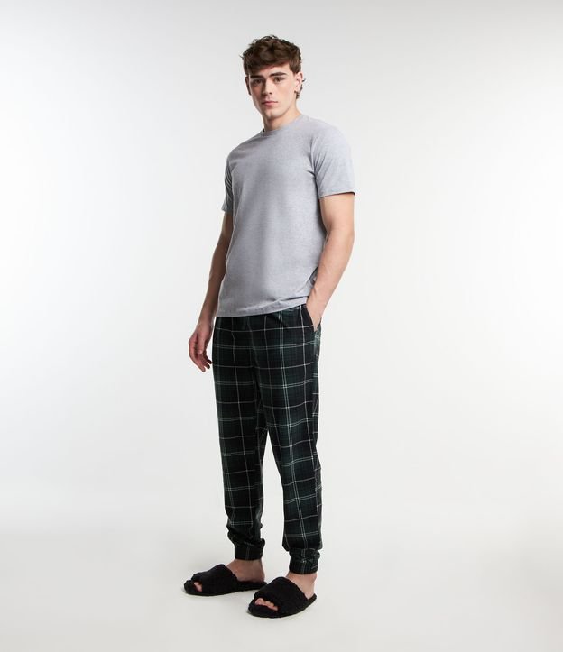 Calca de Pijama em Fleece com Xadrez e Elástico nos Punhos