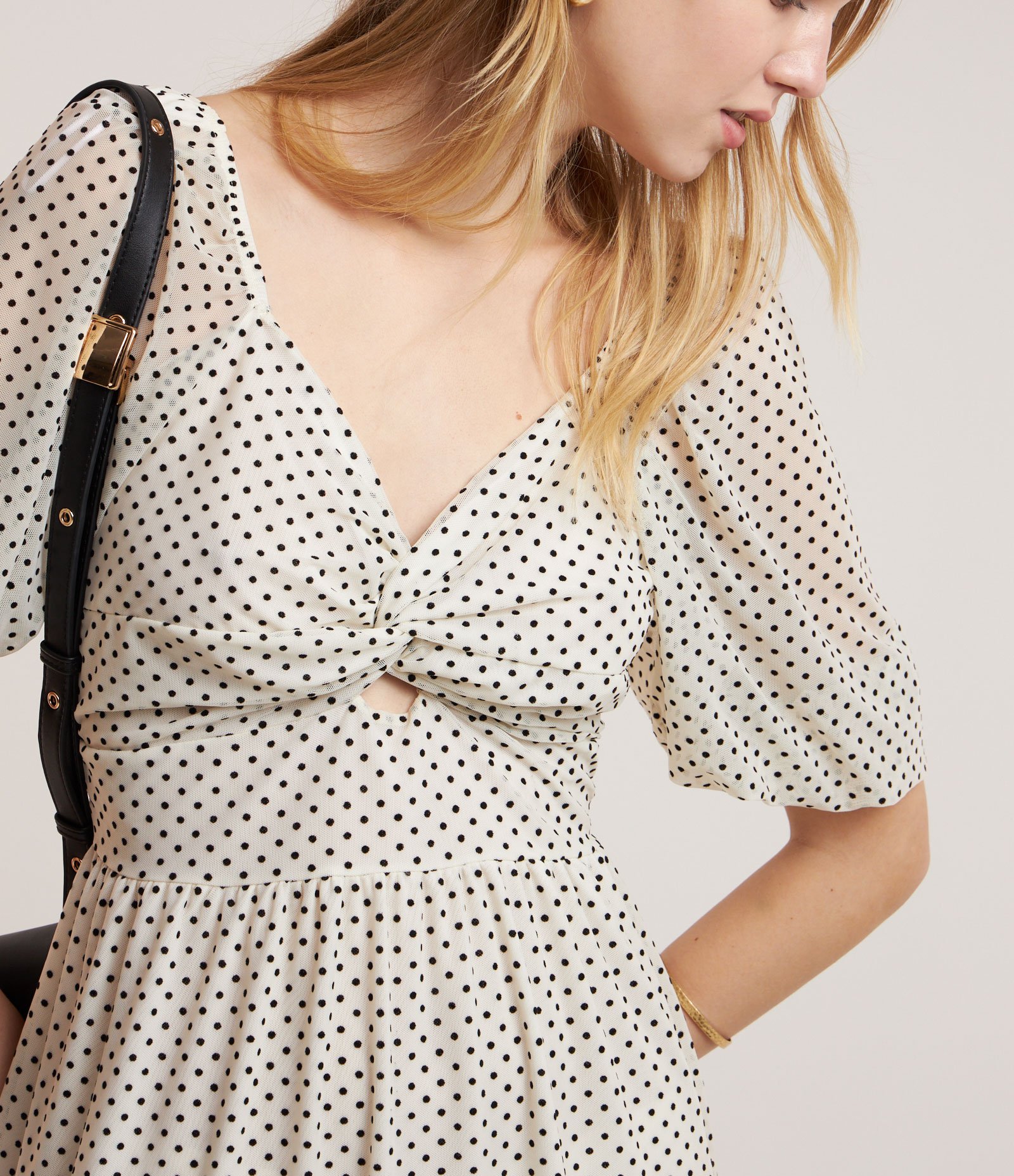 Vestido Midi Manga 3/4 em Tule com Franzido no Decote V Off White 3