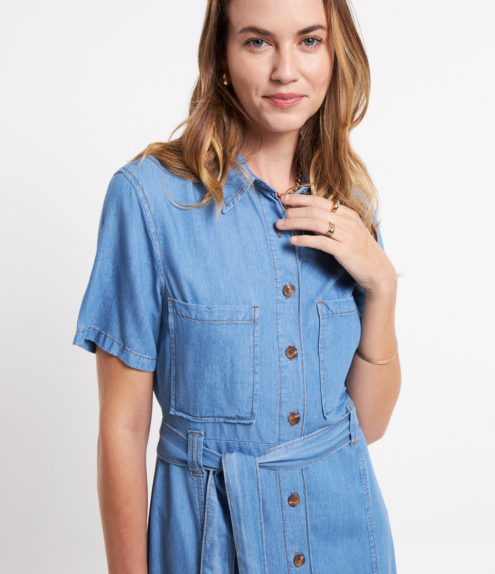 Vestido Midi em Jeans com Botões e Amarração Azul 5