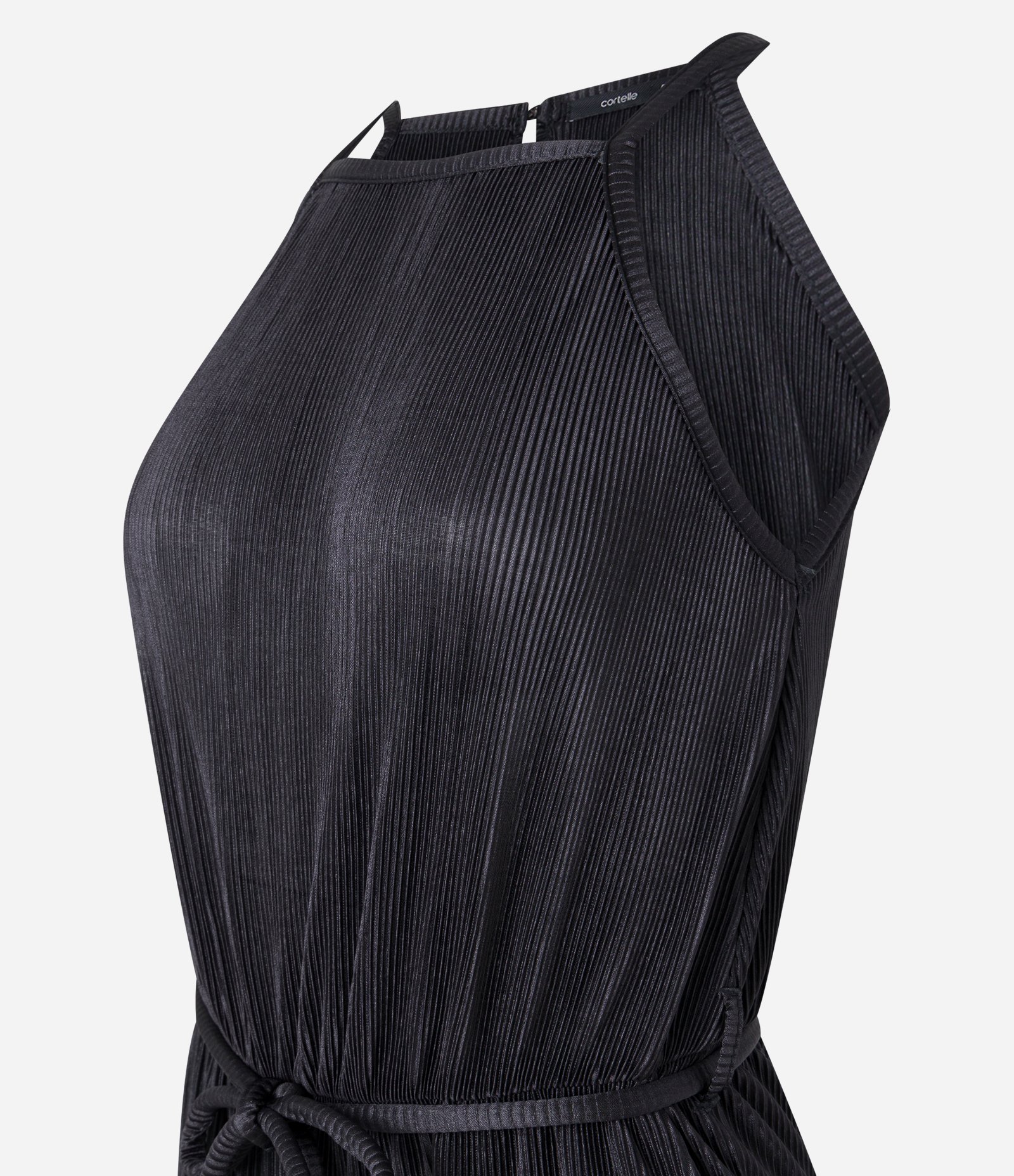 Macacão com Amarração na Cintura e Textura Plissada Preto 7