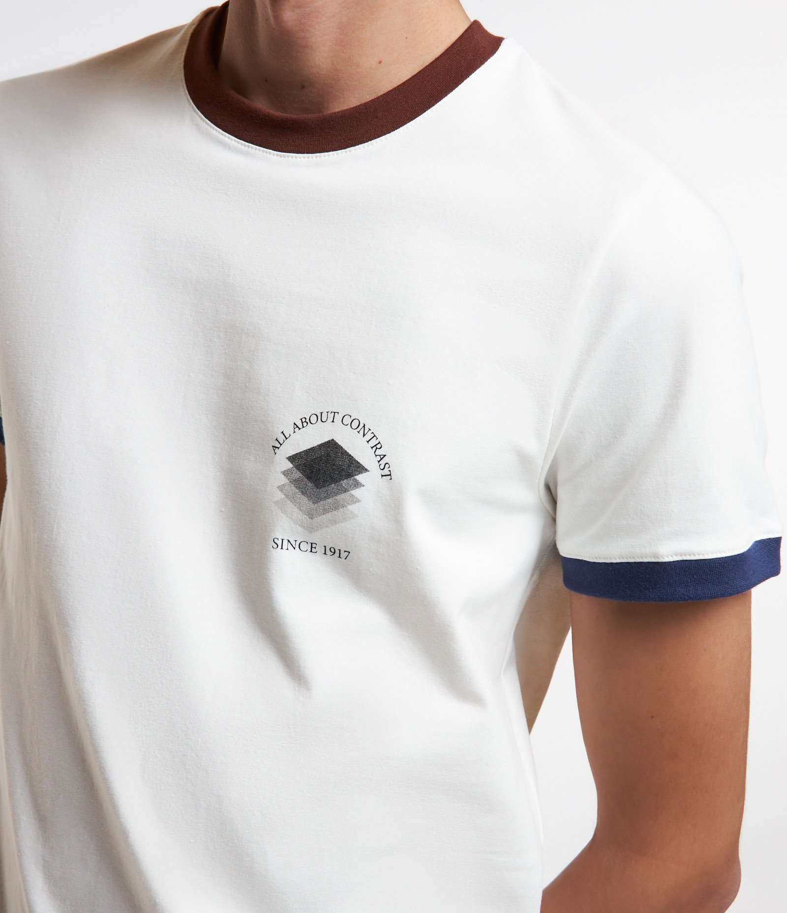 Camiseta em Algodão com Contraste na Gola e Manga Branco Neve 4