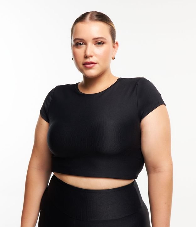 Camiseta Esportiva Cropped em Poliamida Leve Canelada Curve & Plus Size