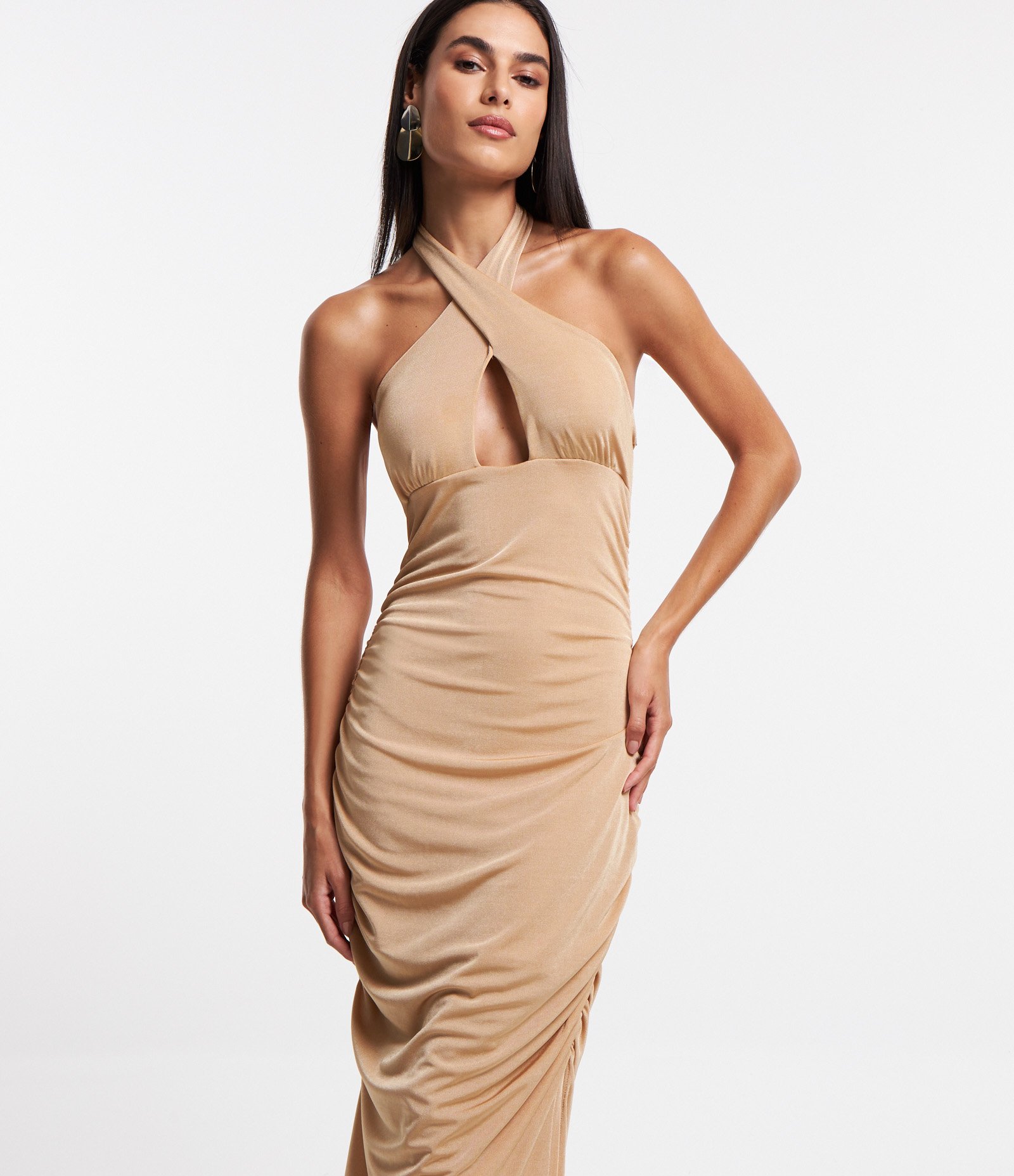 Vestido New Midi com Leve Brilho e Decote Halter Bege 2