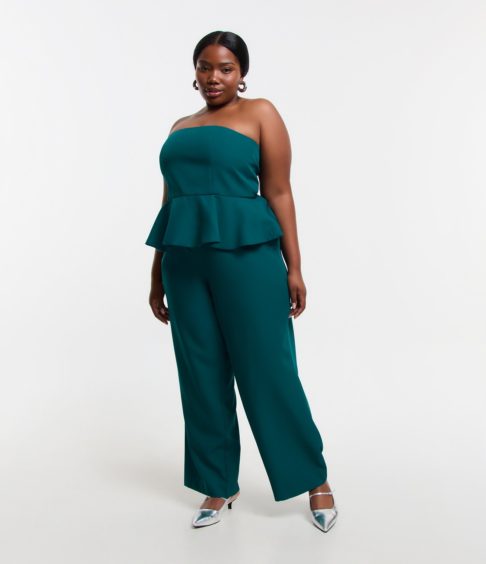 Calça Wide Leg Alfaiataria com Bolsos Embutidos Curve & Plus Size Verde 1