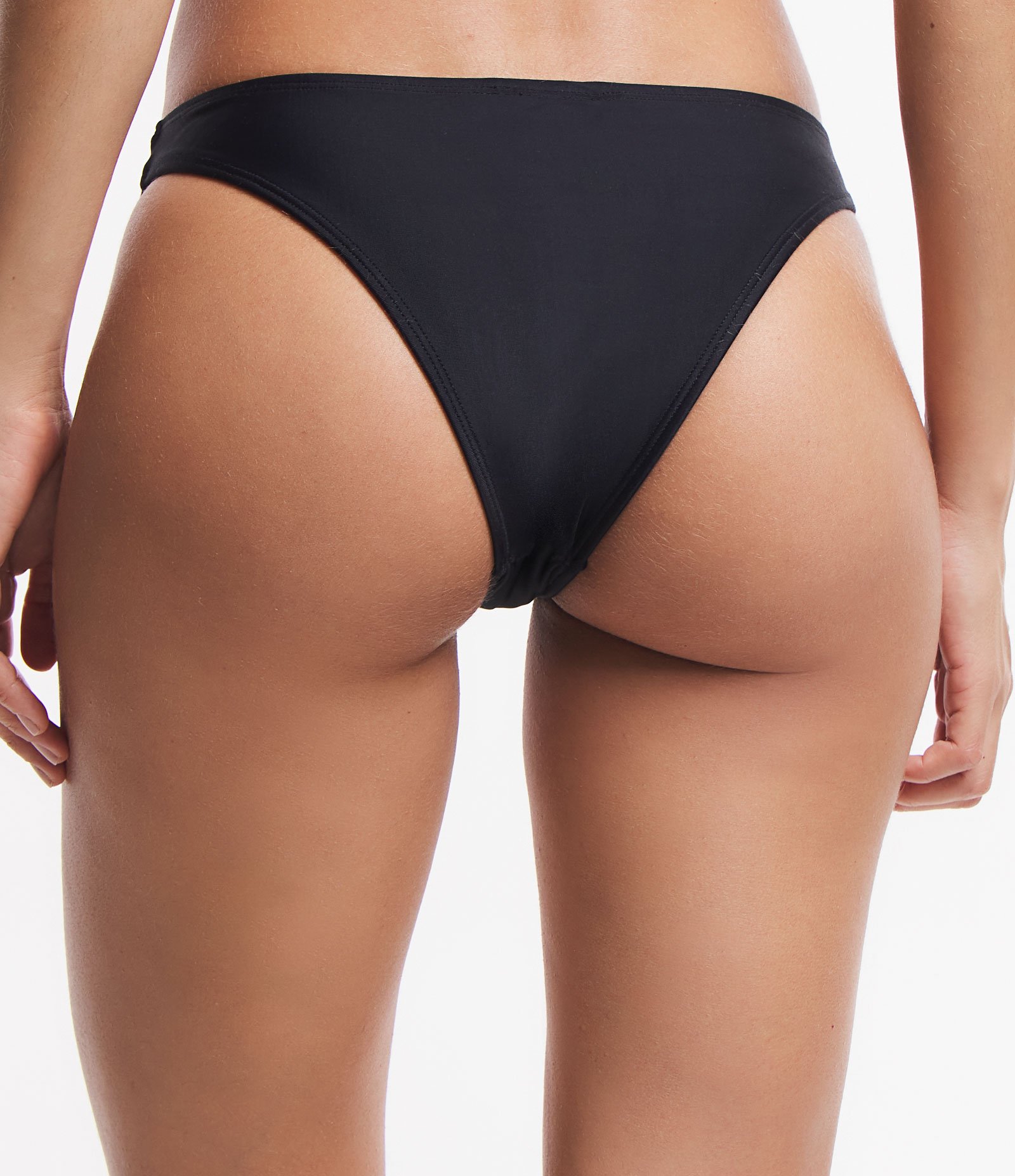 Biquíni Calcinha Básico em Poliamida com Lateral Média Preto 3