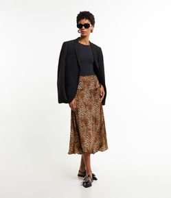 Saia Midi Evasê em Crepe com Estampa Animal Print Onça