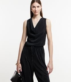 Blusa sem Manga em Plissage com Decote Degagê e Texturas