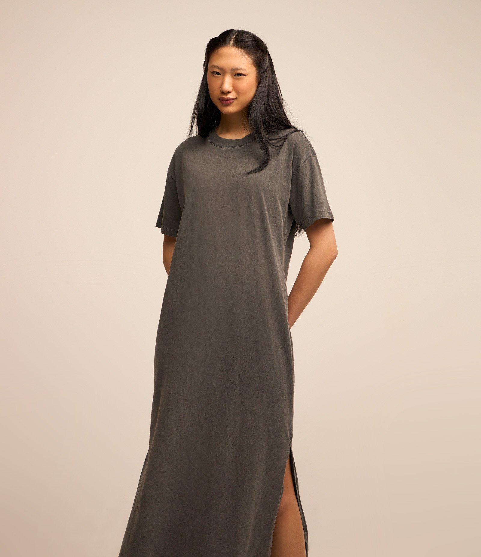 Vestido New Midi em Algodão com Fenda Lateral Preto Estonado 1