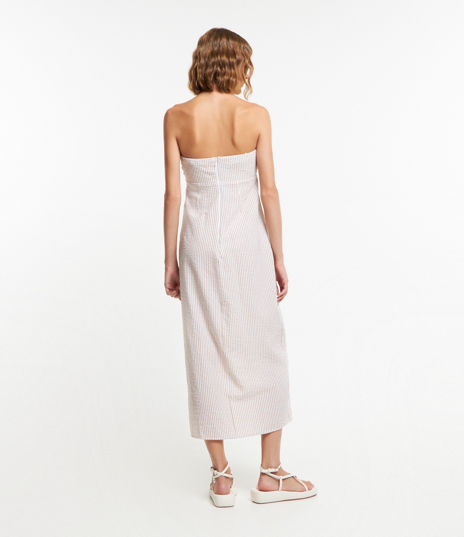 Vestido Longo em Tricoline Drapeado e com Listras em Fio Tinto Bege 3