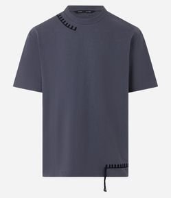 Camiseta em Algodão com Bordado Pespontos