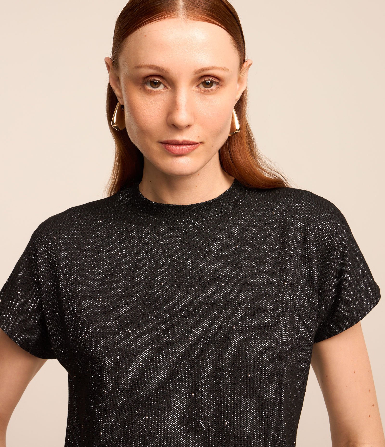 Blusa em Viscose com Fio Metalizado e Hotfix Aplicado Preto 3