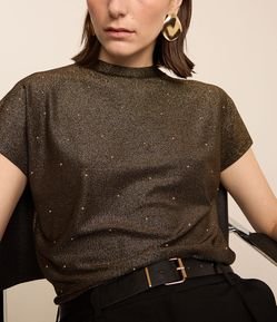 Blusa em Viscose com Fio Metalizado e Hotfix Aplicado