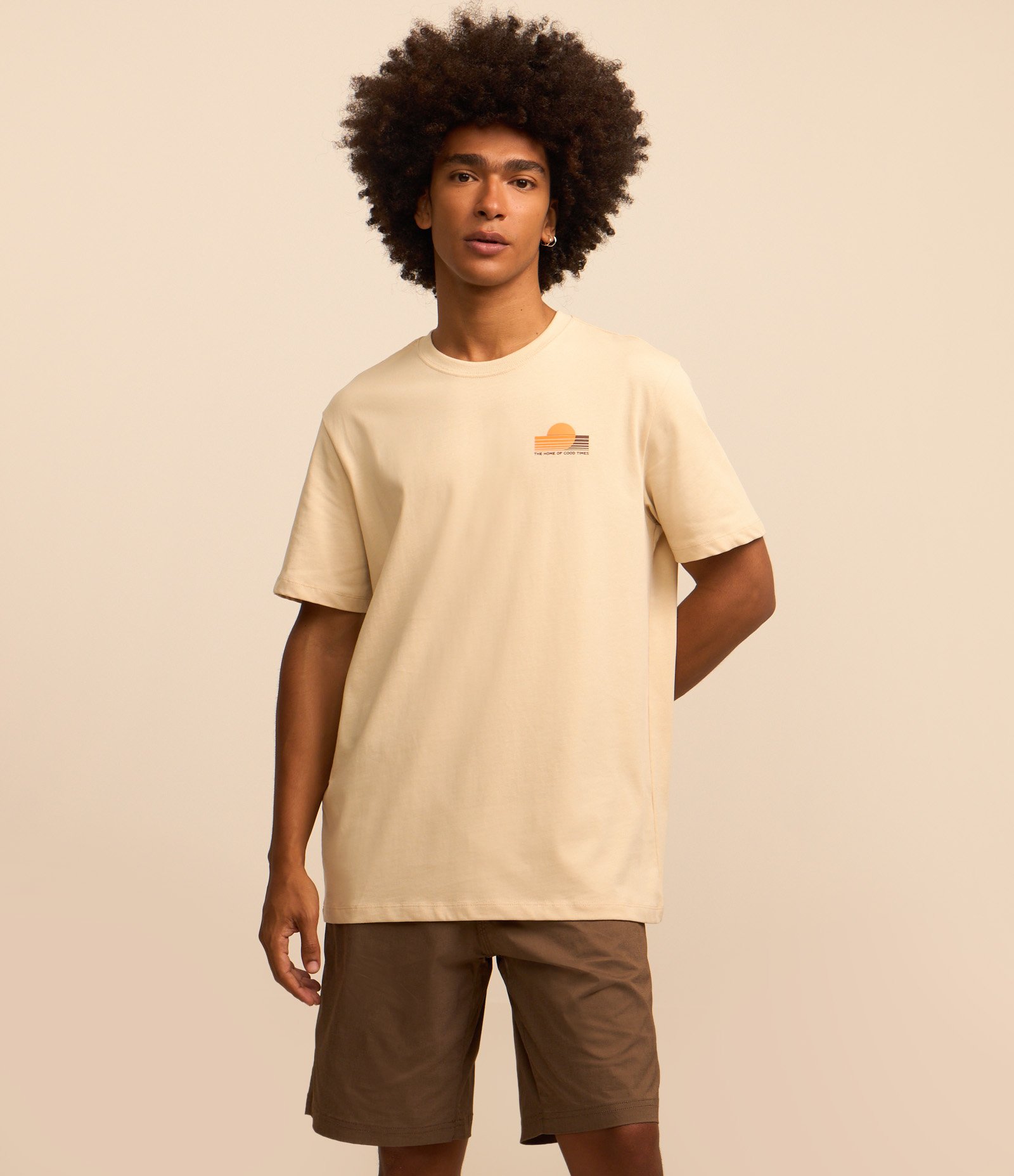 Bermuda com Textura no Cós e Cordão Interno Marrom 2