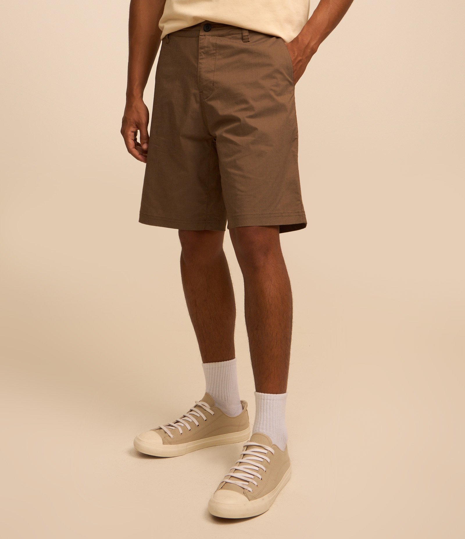 Bermuda com Textura no Cós e Cordão Interno Marrom 3