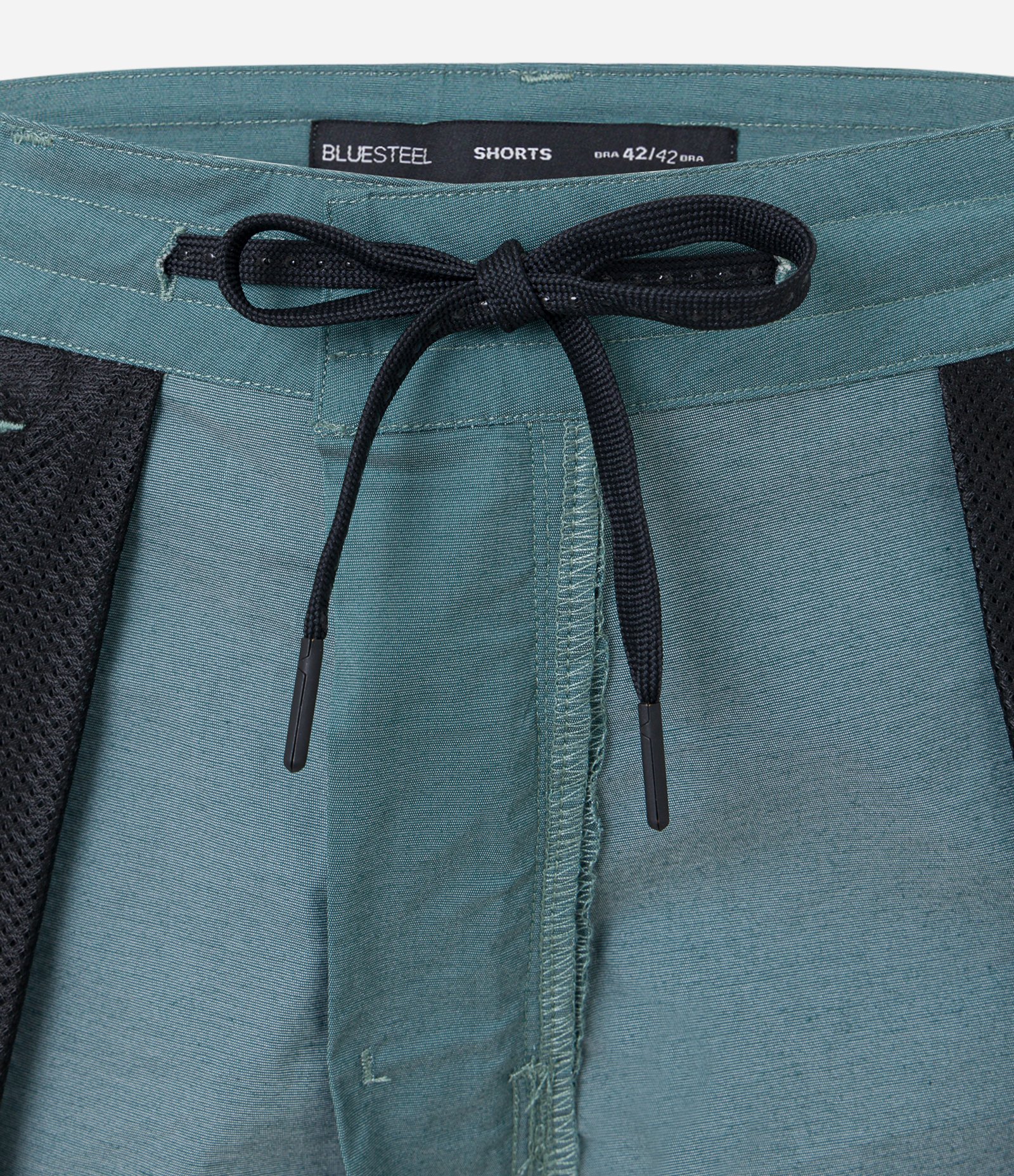 Bermuda com Textura no Cós e Cordão Interno Azul 7