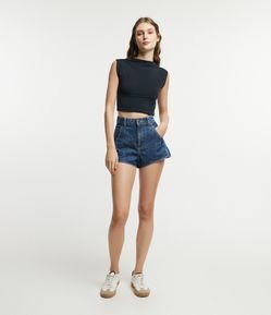 Short Cintura Alta em Jeans com Barra Arredondada