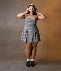 Vestido Curto Alfaiataria Xadrez com Pregas Curve & Plus Size