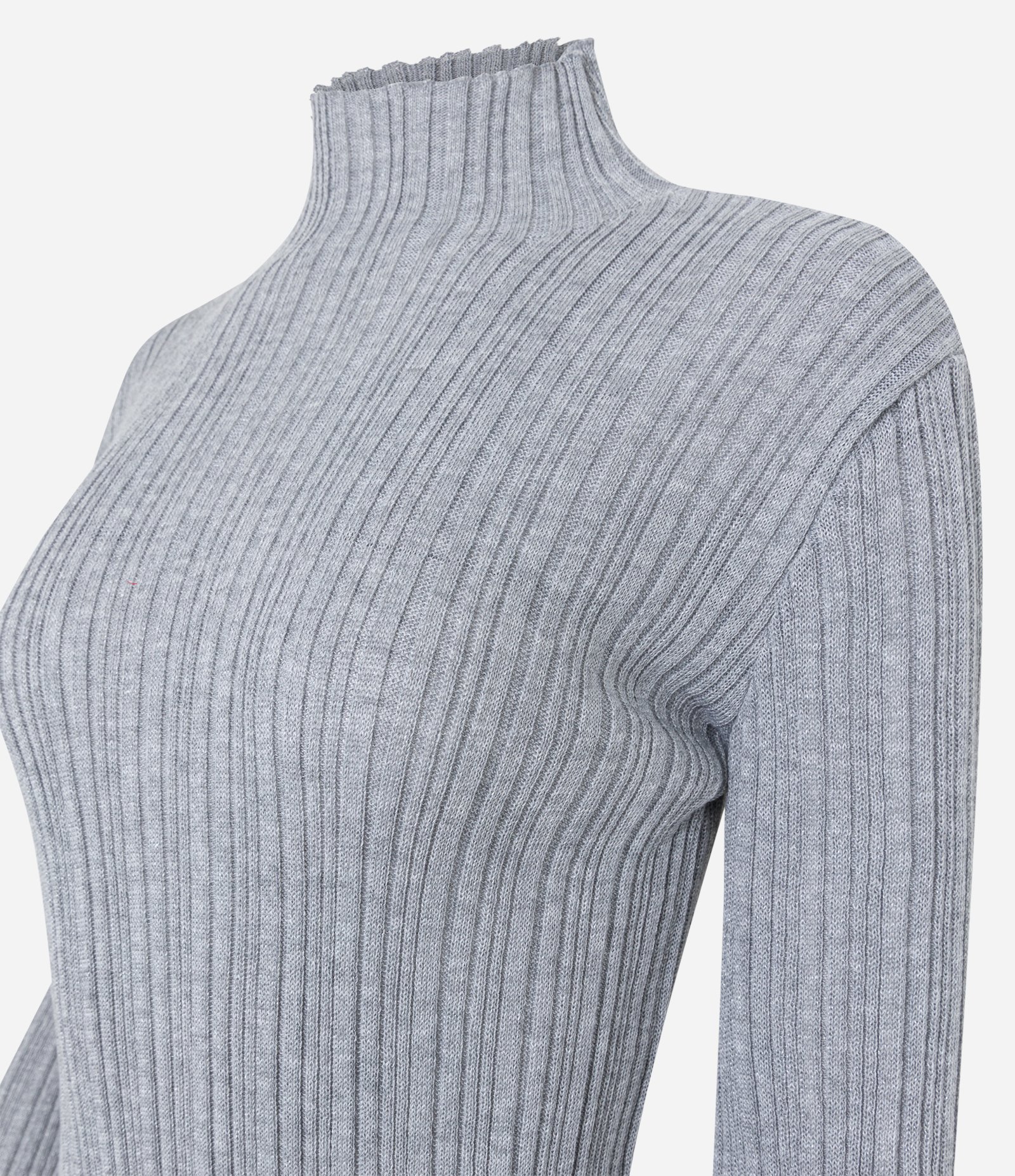 Blusa em Viscolinho com Gola Alta e Textura Canelada Cinza 7