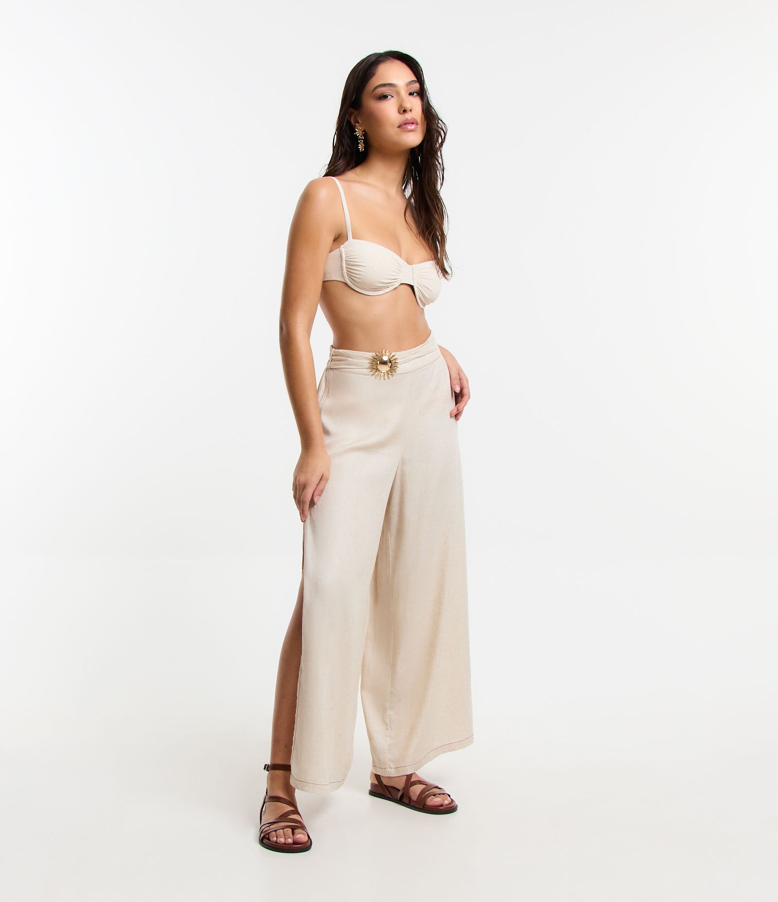 Saída de Praia Calça Pantalona em Viscolinho com Sol Metalizado no Cós Bege 1