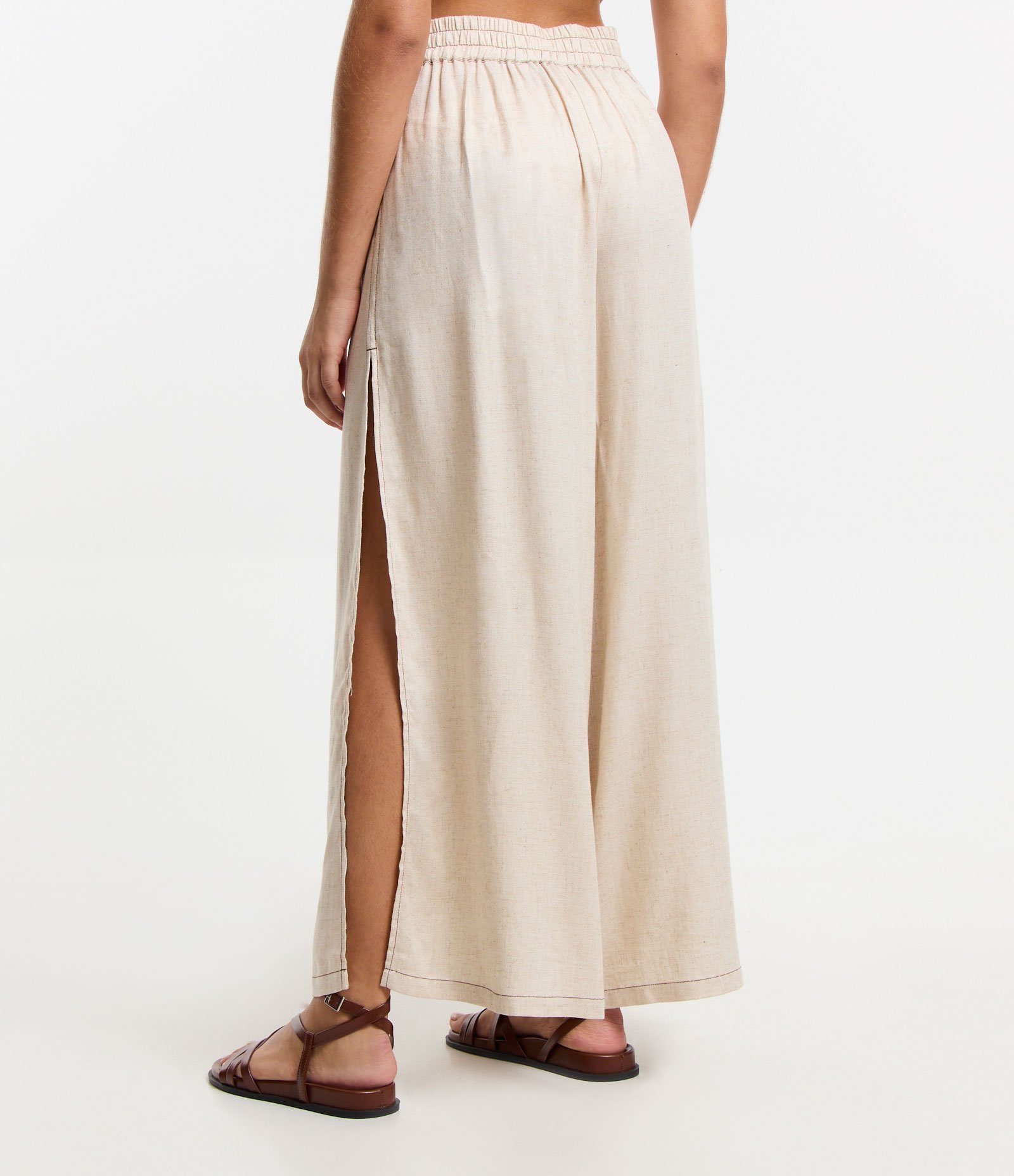 Saída de Praia Calça Pantalona em Viscolinho com Sol Metalizado no Cós Bege 3