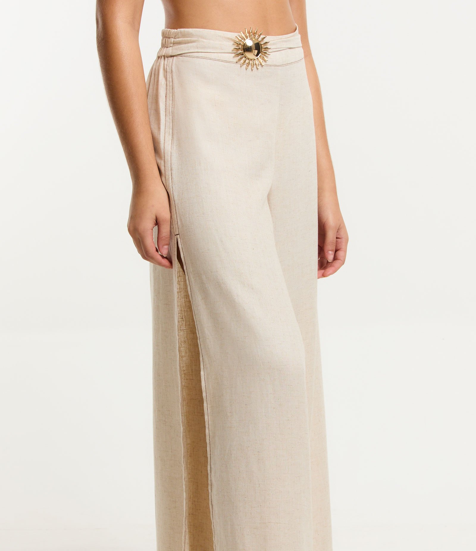 Saída de Praia Calça Pantalona em Viscolinho com Sol Metalizado no Cós Bege 4