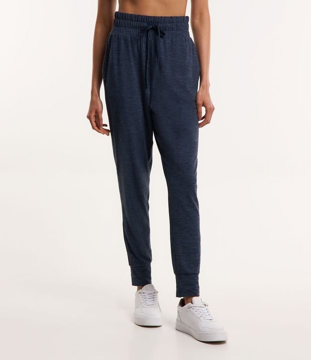 Calça Jogger Esportiva com Cós Regulável e Toque Suave